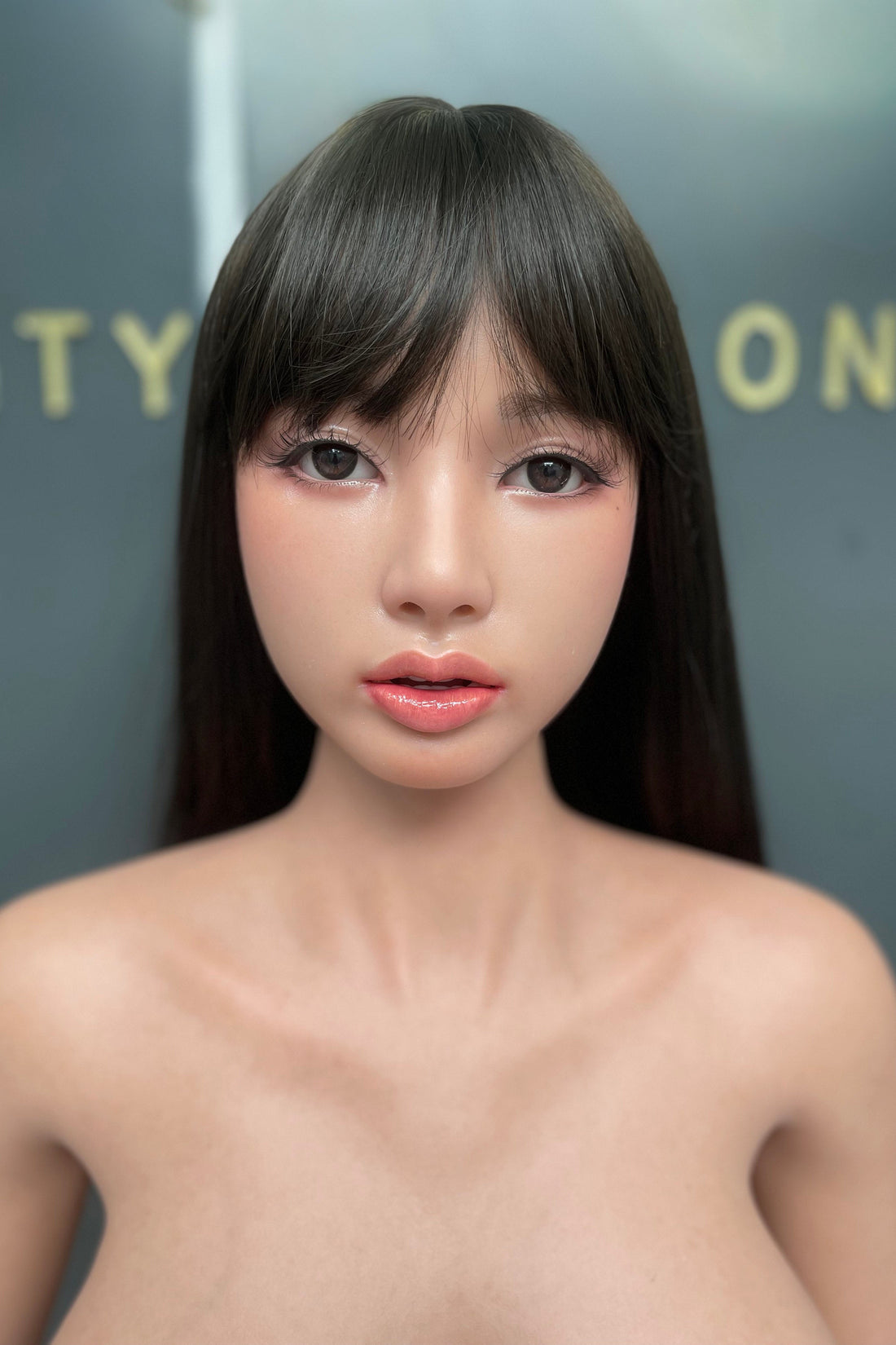 Japanische Liebespuppe kaufen: Lebensechte japanische Liebespuppen bei ÆmberaDolls