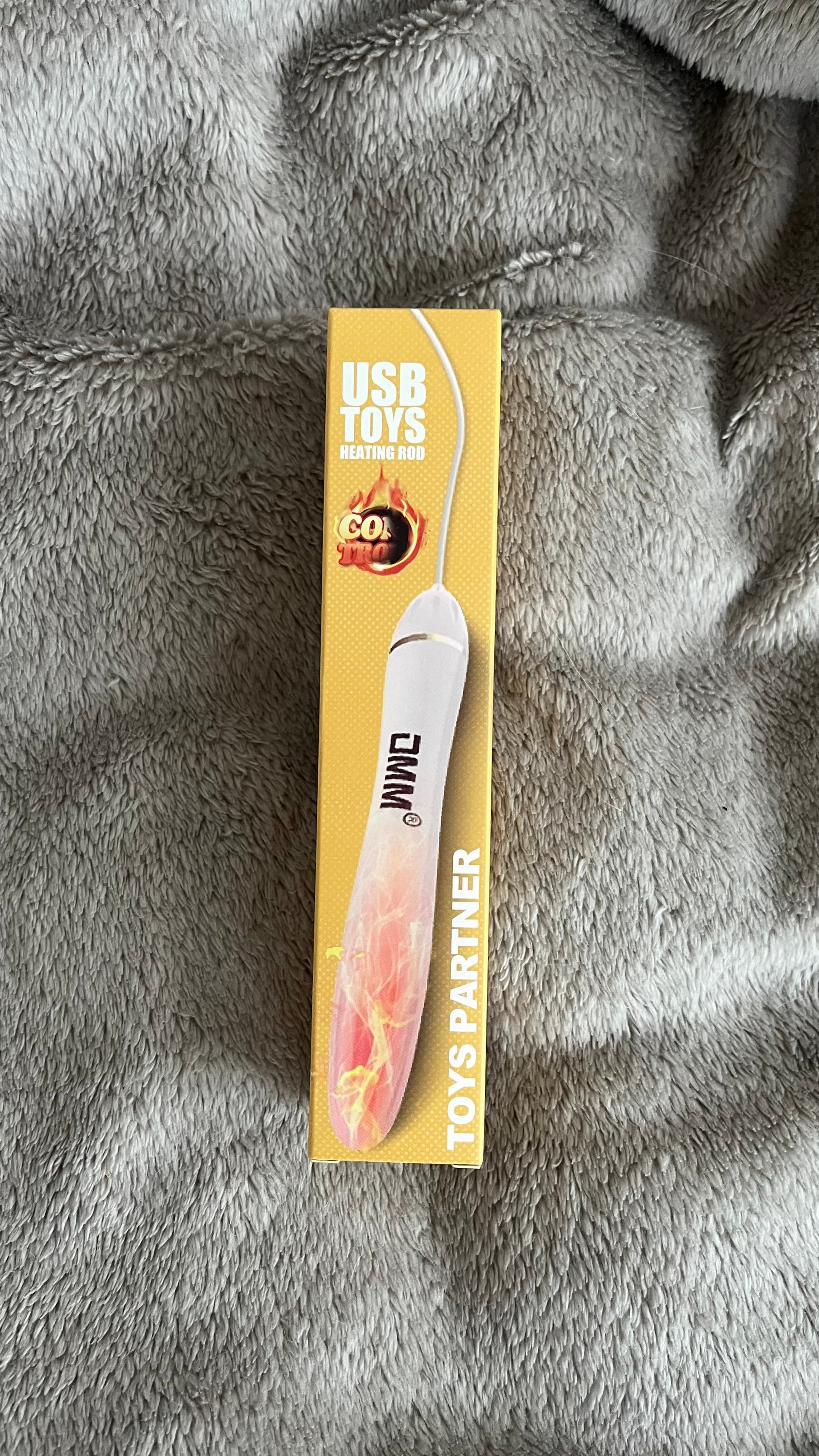 Heizgerät für Sex Toys im ÆmberaDolls Shop für High-End Liebespuppen
