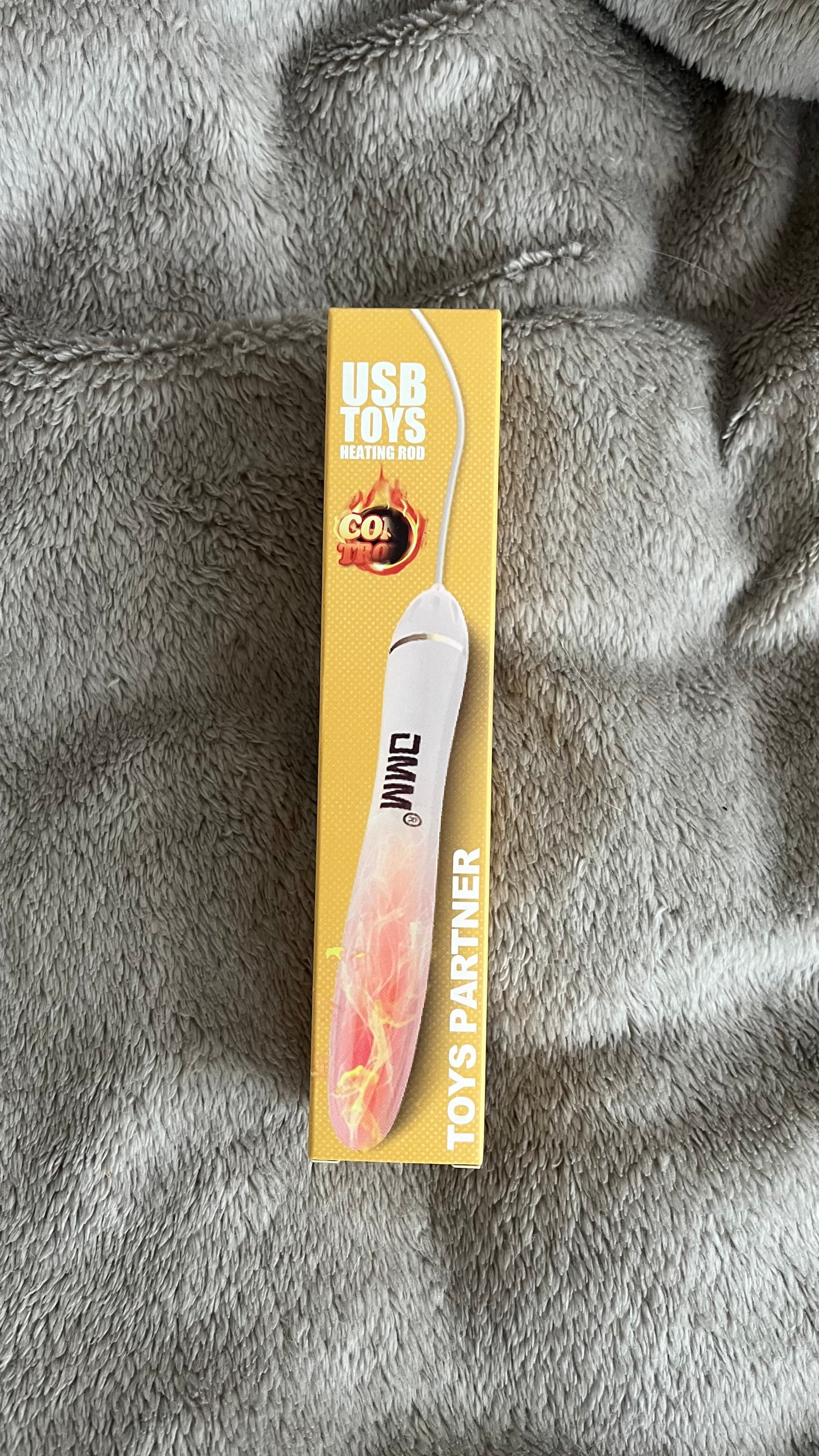 Heizgerät für Sex Toys im ÆmberaDolls Shop für High-End Liebespuppen

