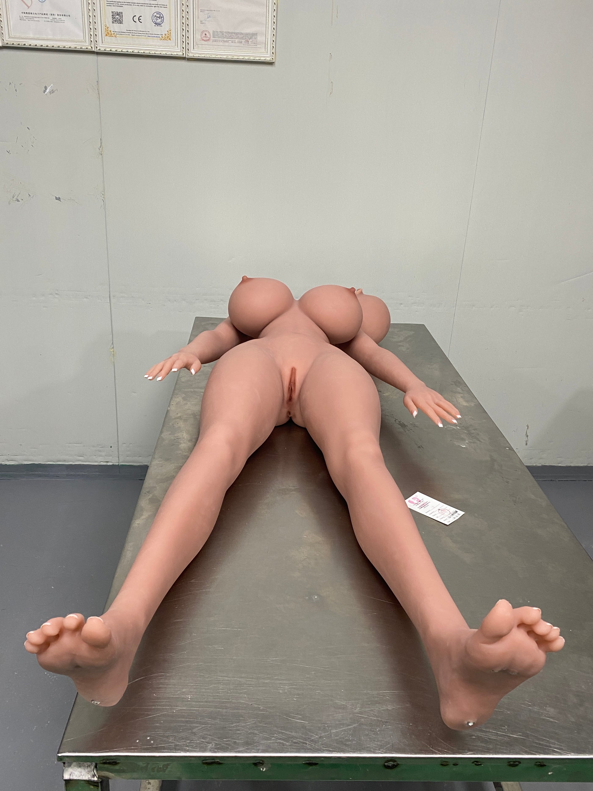 Professionelles Foto Bethany - Premium TPE Liebespuppe