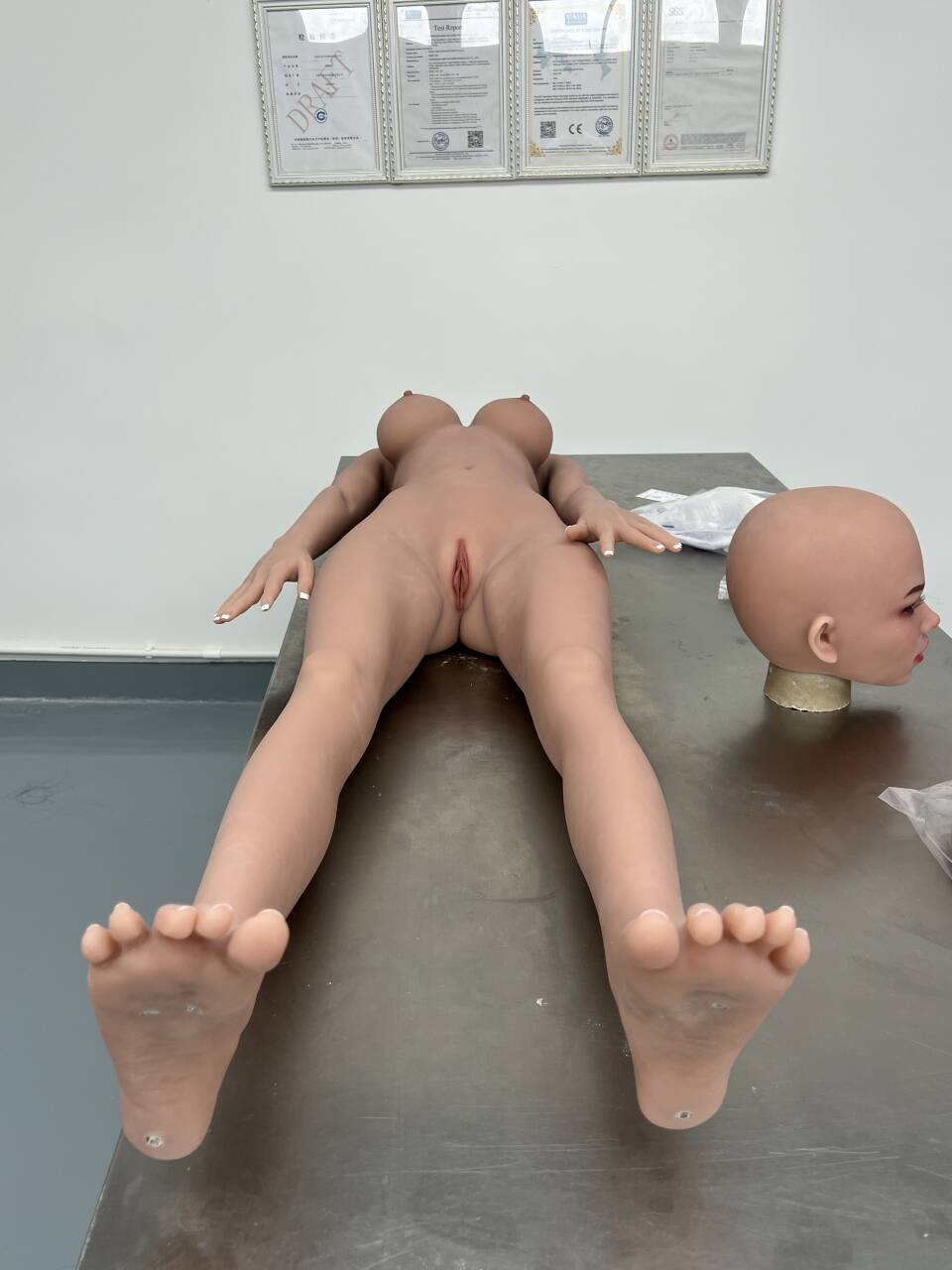 Lebensechte TPE Liebespuppe - Premium Real Doll